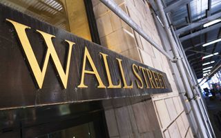 Ora italiana apertura deals wall street